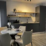 Apartament Luminos! Self Check-In! Aproape De Centru! *